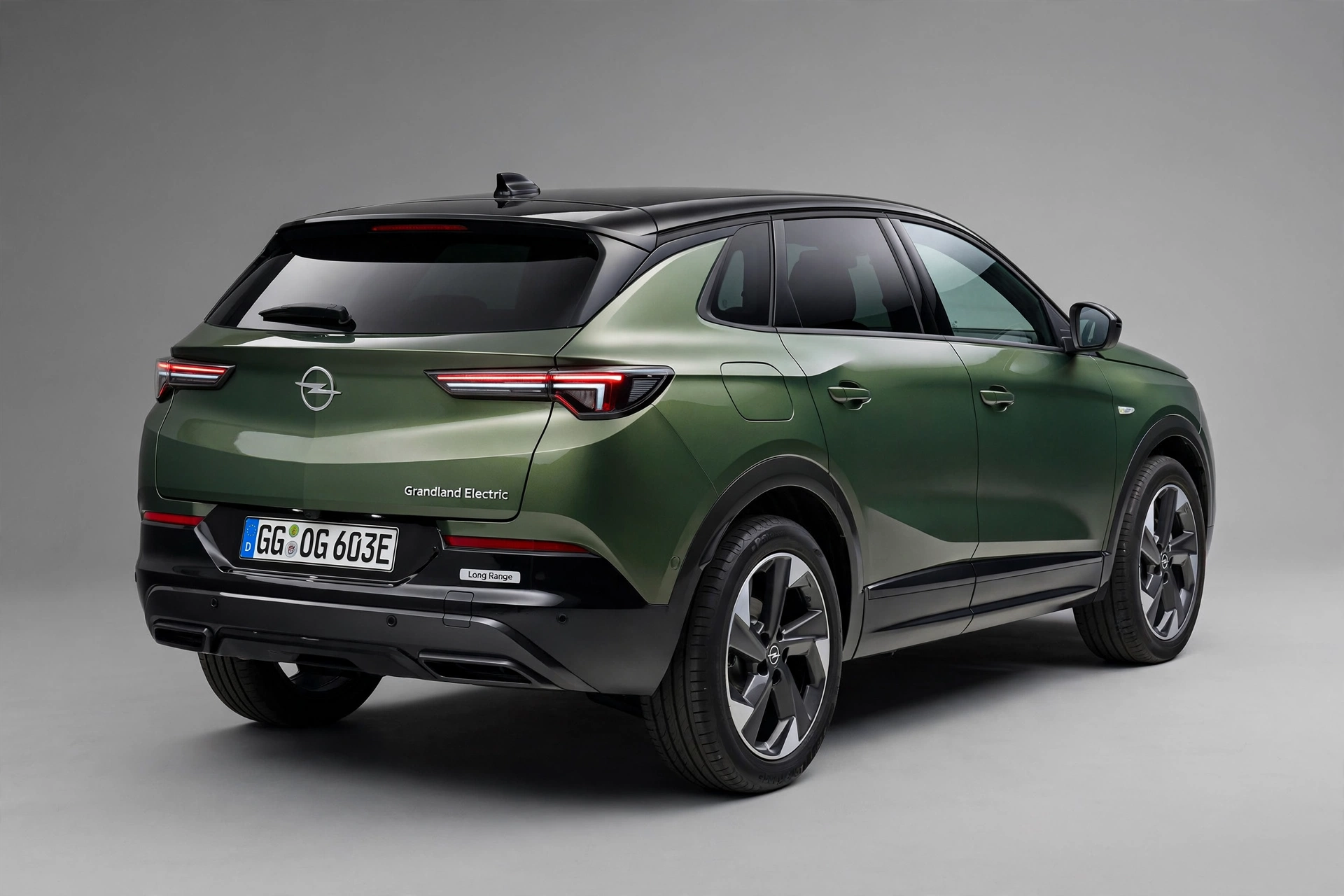 Opel Grandland Electric Long Range 231, vista lateral