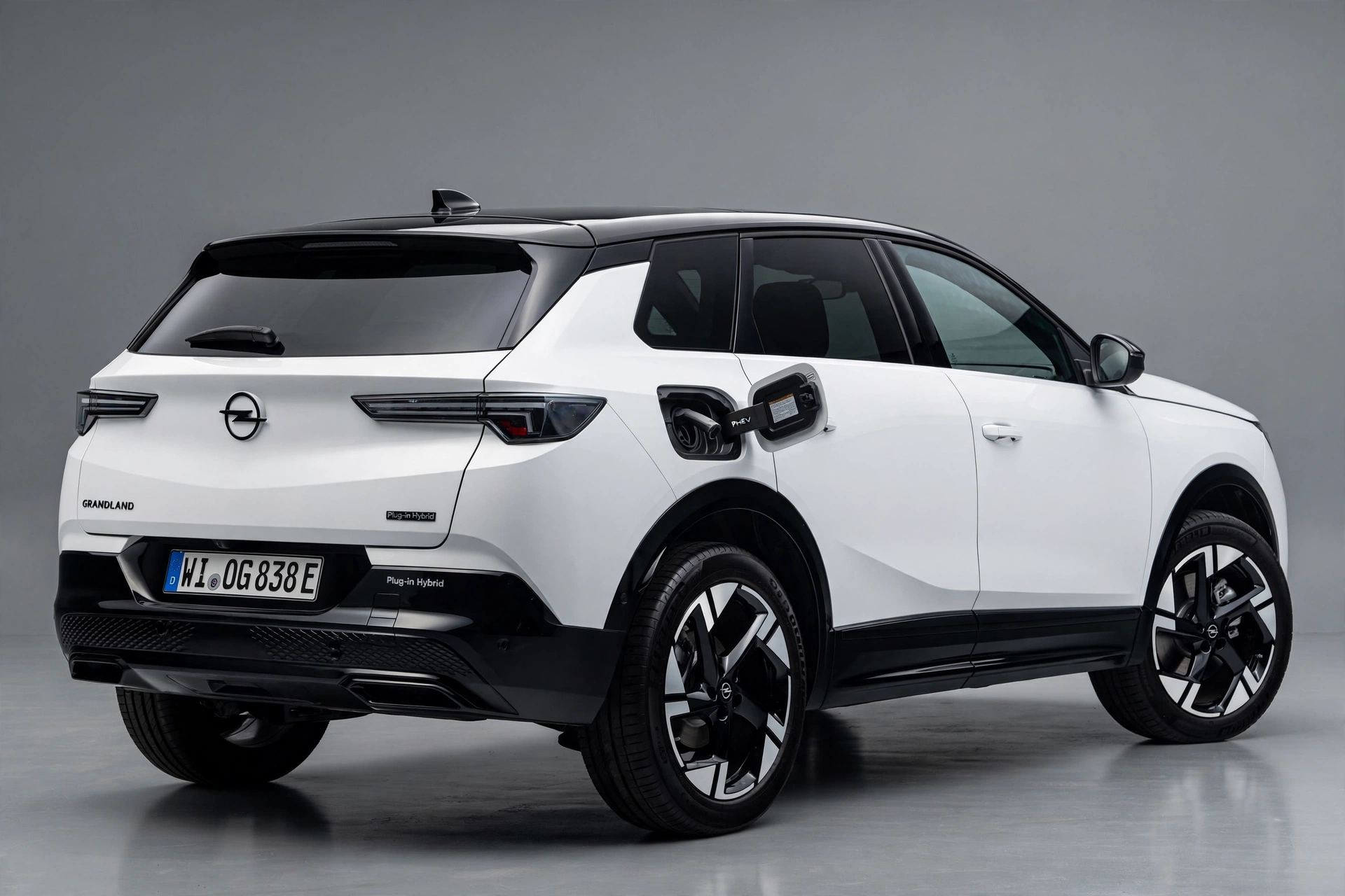 Opel Grandland Plug-in Hybrid 195, vista lateral
