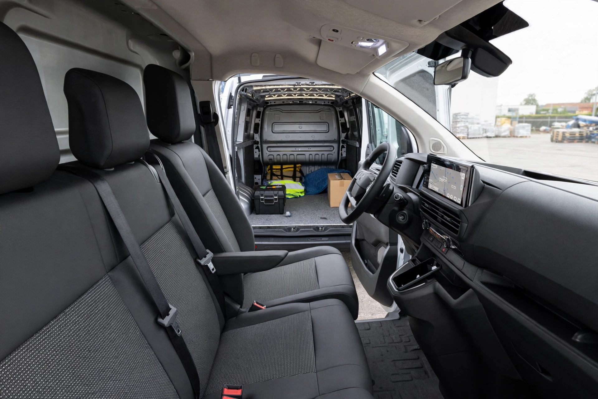 Interior oficial del Opel Vivaro Electric 50 kWh