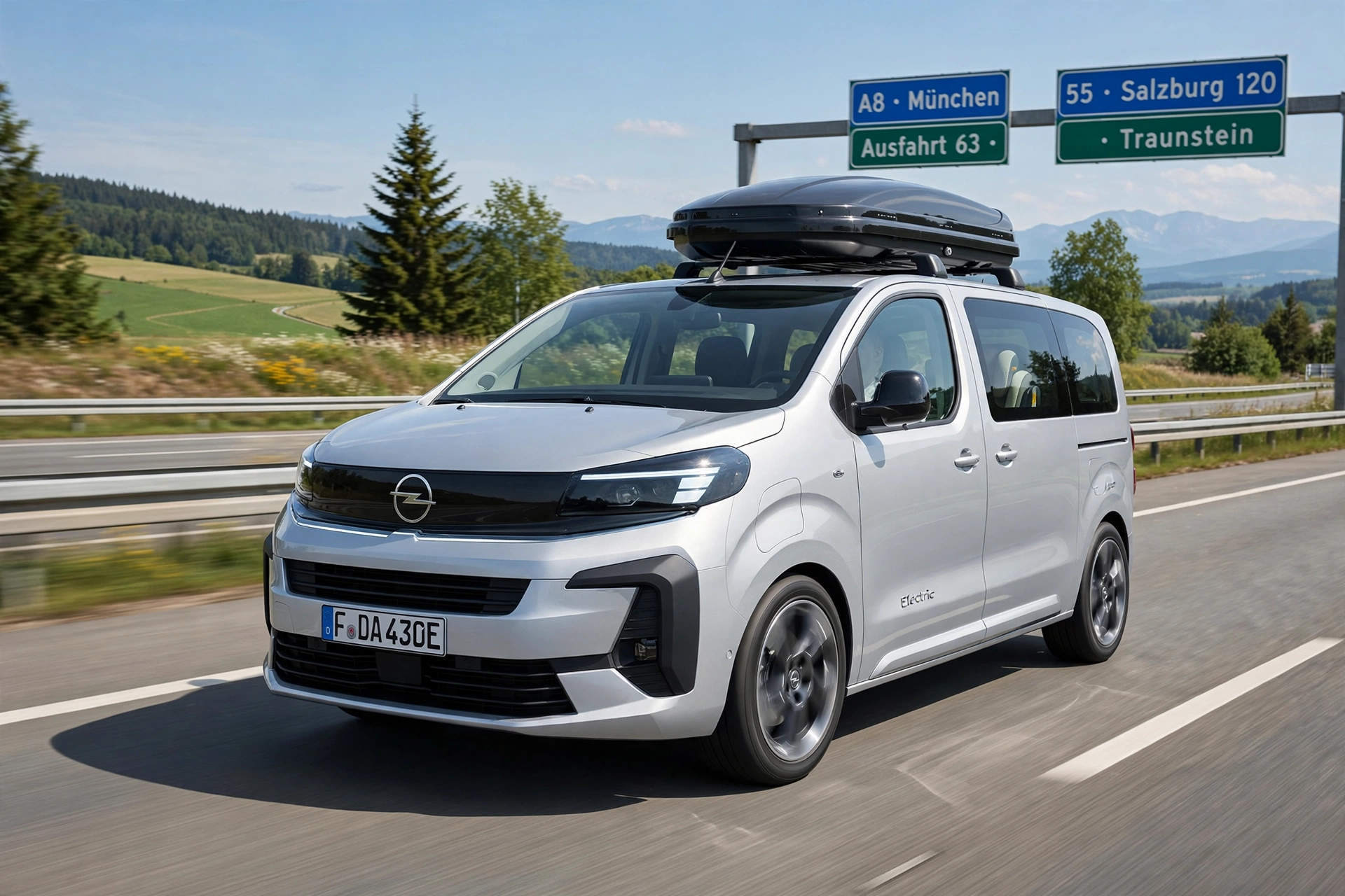 Opel Zafira Electric 50 kWh, tres cuartos delantero