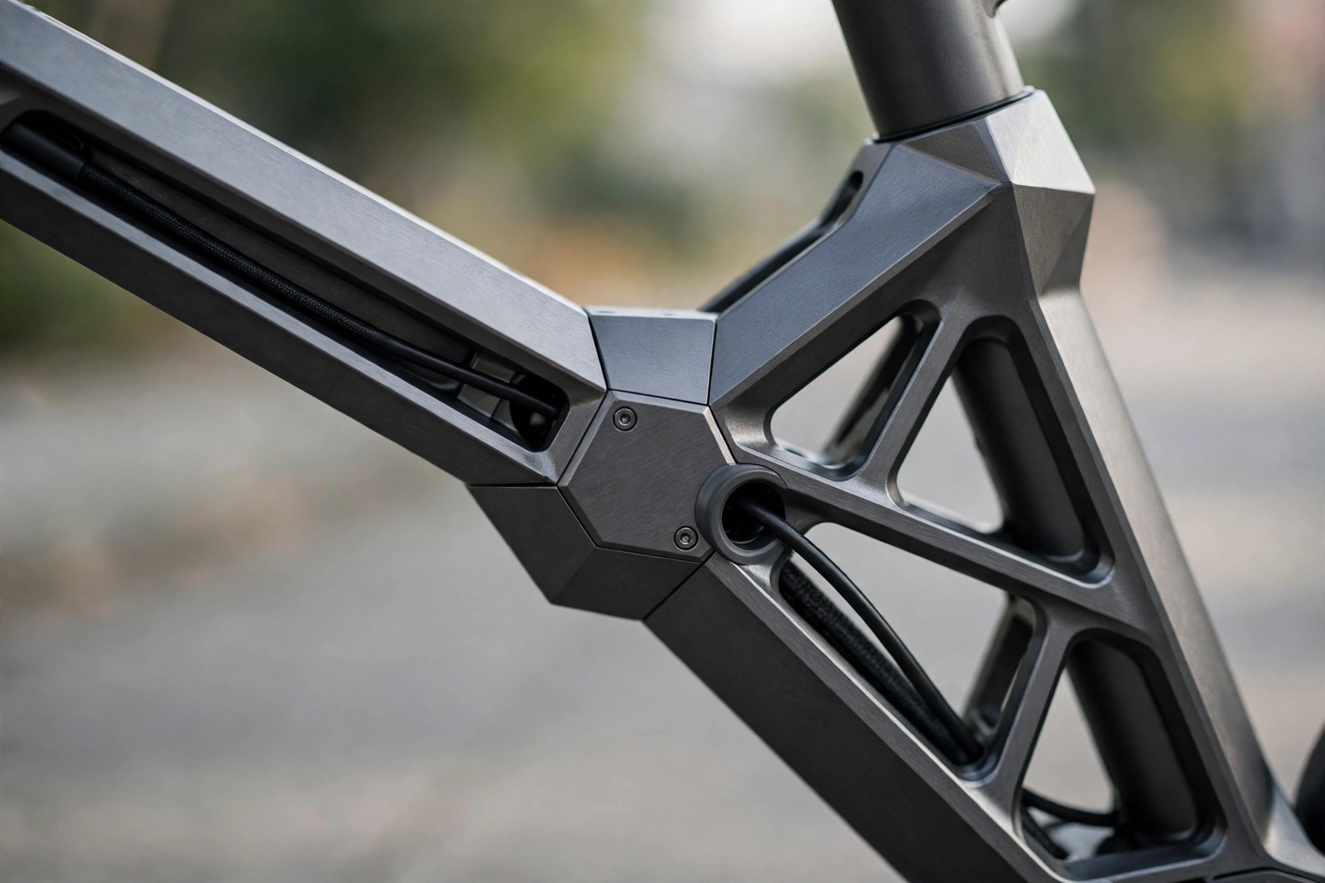 Detalle de los frenos del Navee N65i