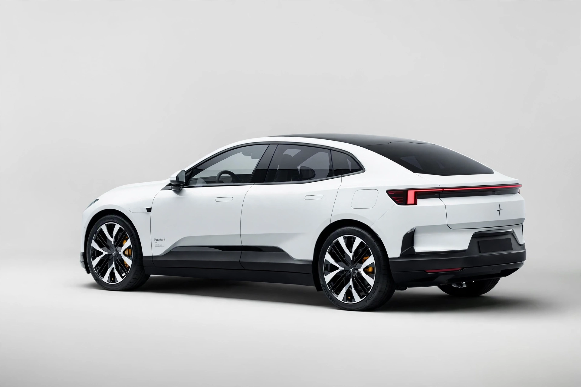 Polestar 4 SUV, tres cuartos delantero