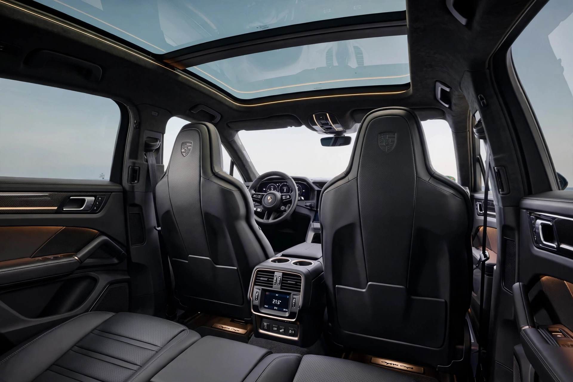 Interior del Porsche Cayenne Coupé 2026