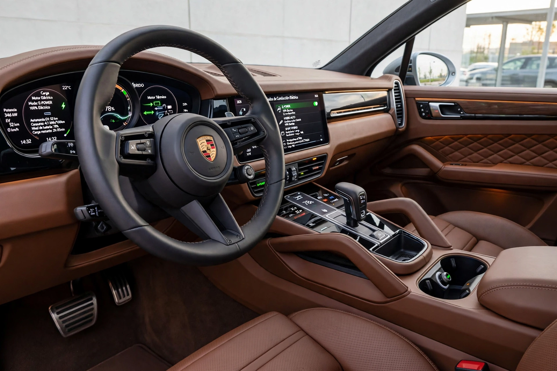 Interior del Porsche Cayenne E-Hybrid 2026