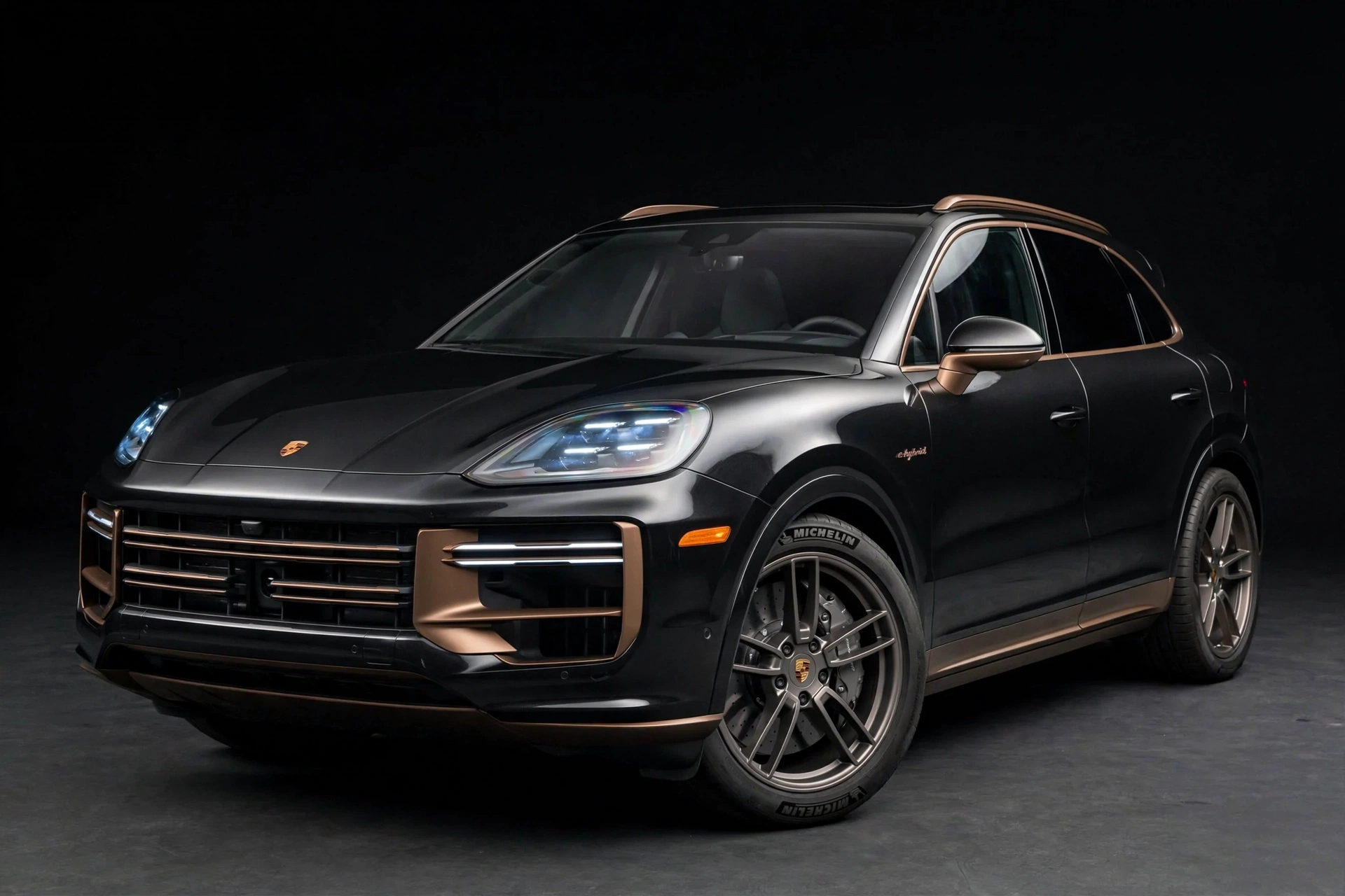 Porsche Cayenne Turbo E-Hybrid 2026, vista frontal