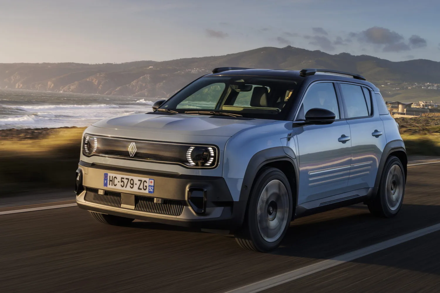 Foto oficial del Renault R4 E-Tech 52 kWh