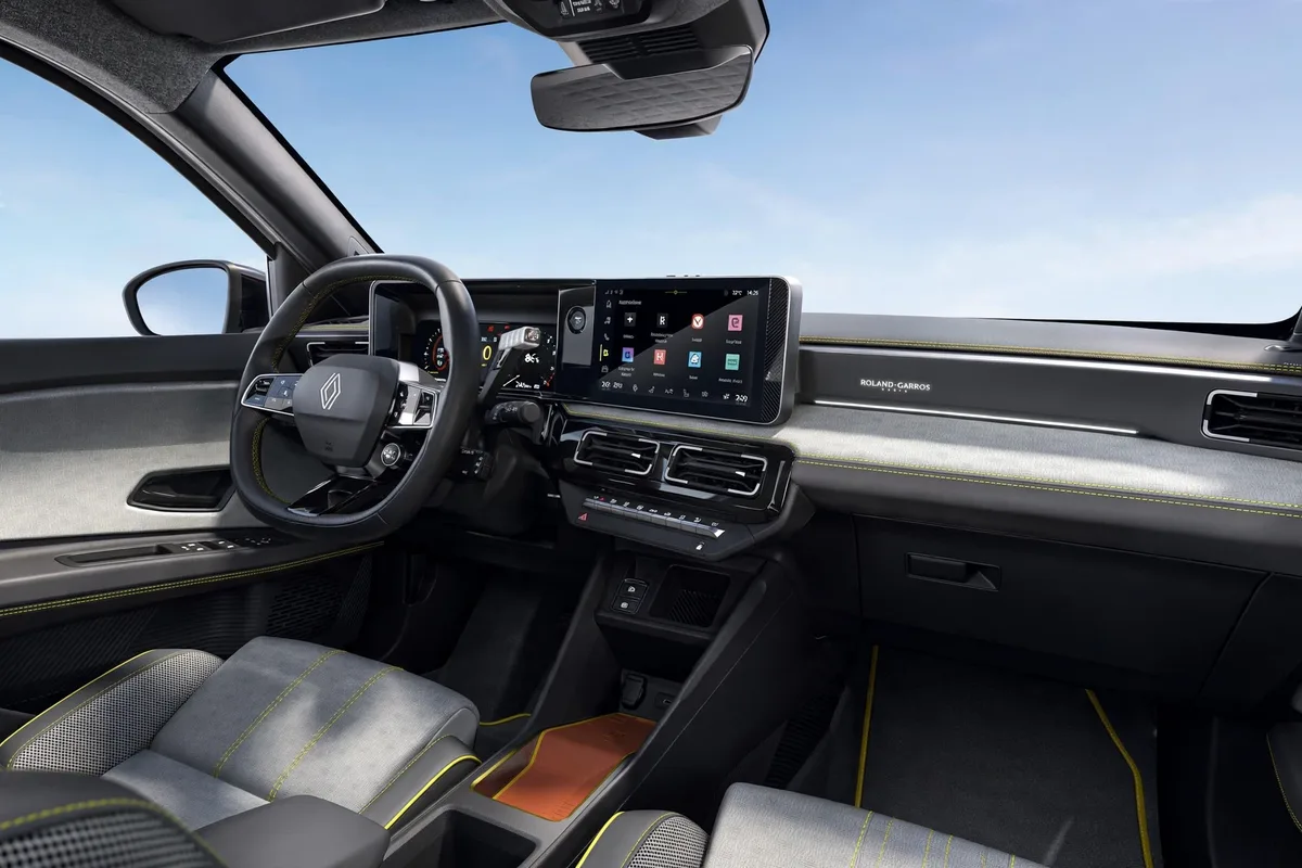 Interior oficial del Renault R5 E-Tech Roland-Garros