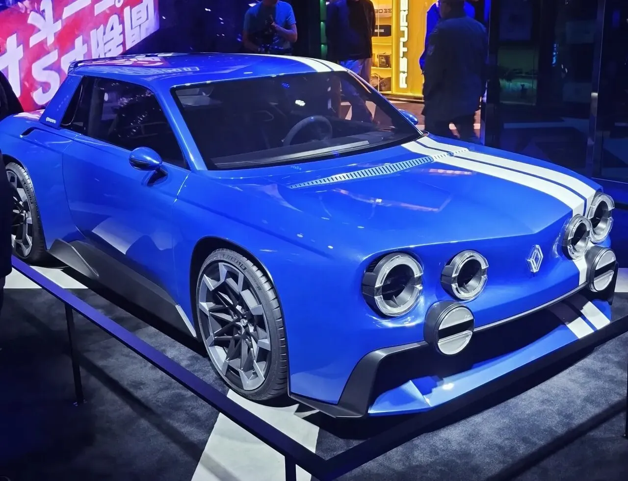 Renault 8 Gordini Concept, vista exterior en foto oficial de Renault