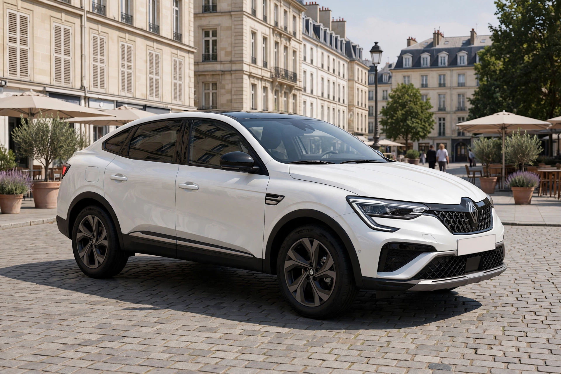 Renault Arkana E-Tech 145, SUV coupé híbrido, tres cuartos delantero
