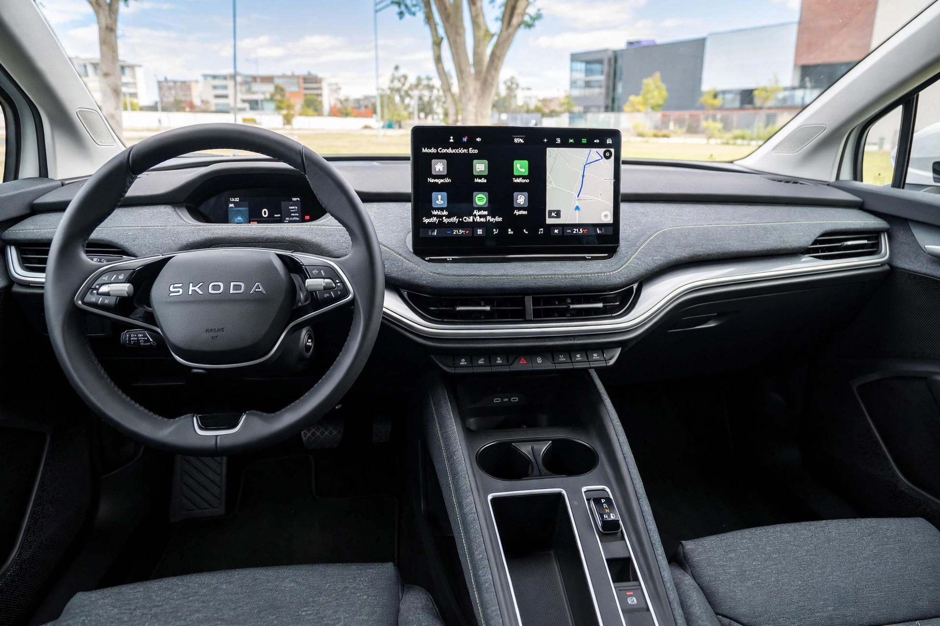 Interior oficial del Skoda Elroq 85