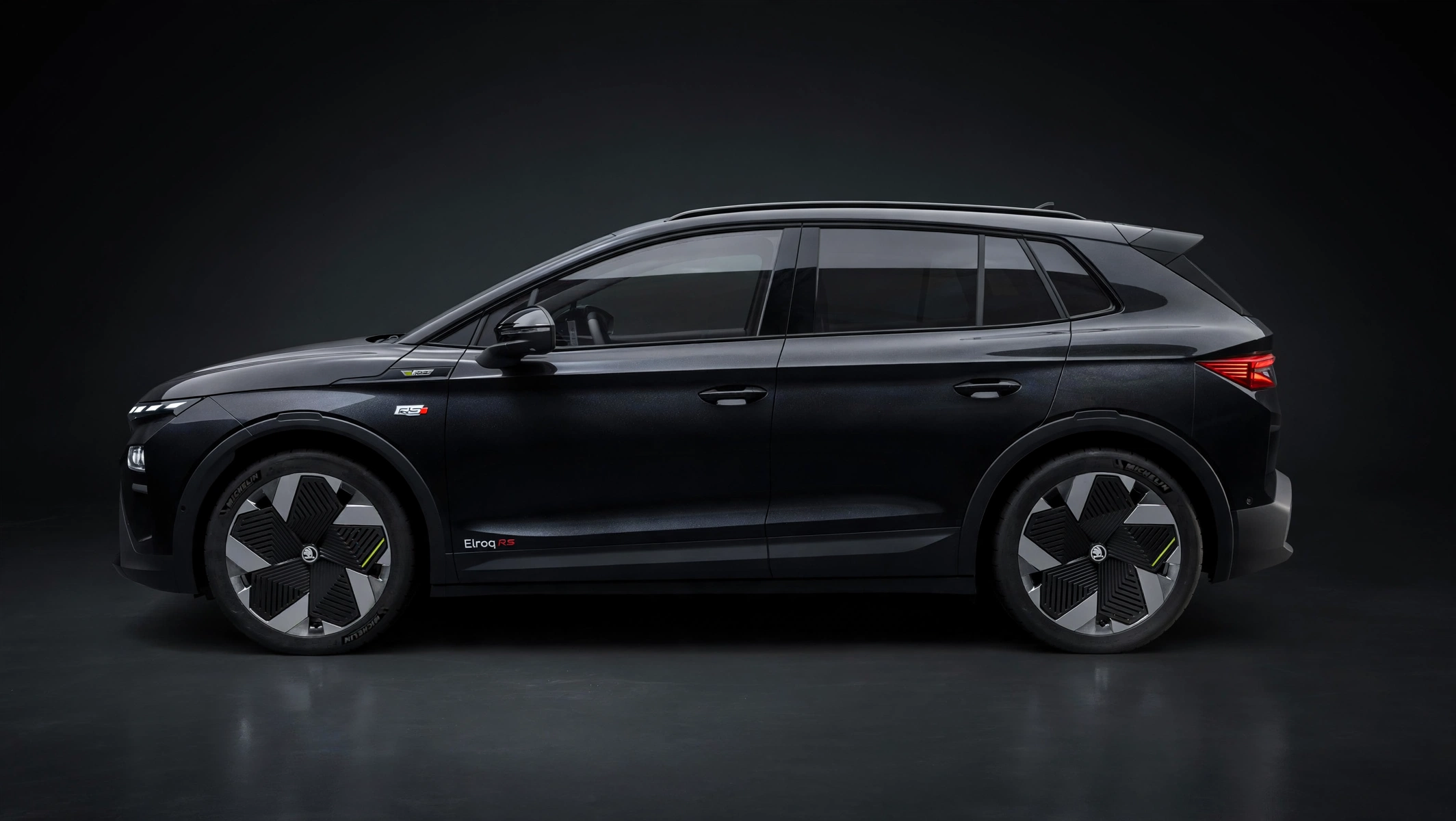 Skoda Elroq RS, vista lateral