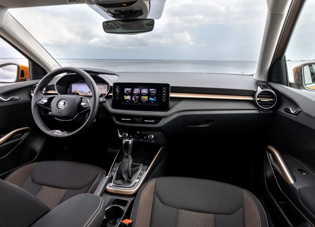 Interior del Skoda Fabia, salpicadero