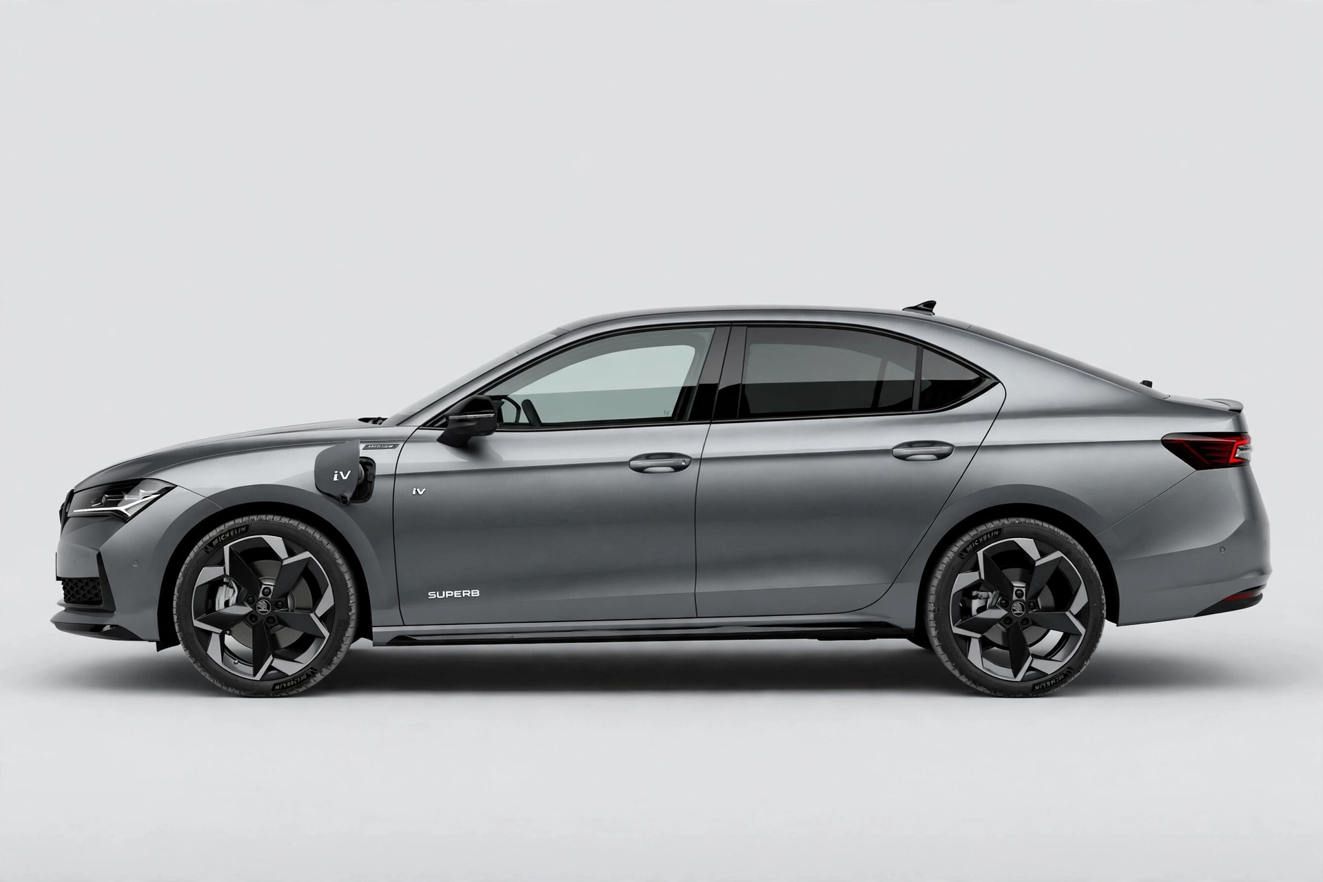Foto oficial del Skoda Superb iV