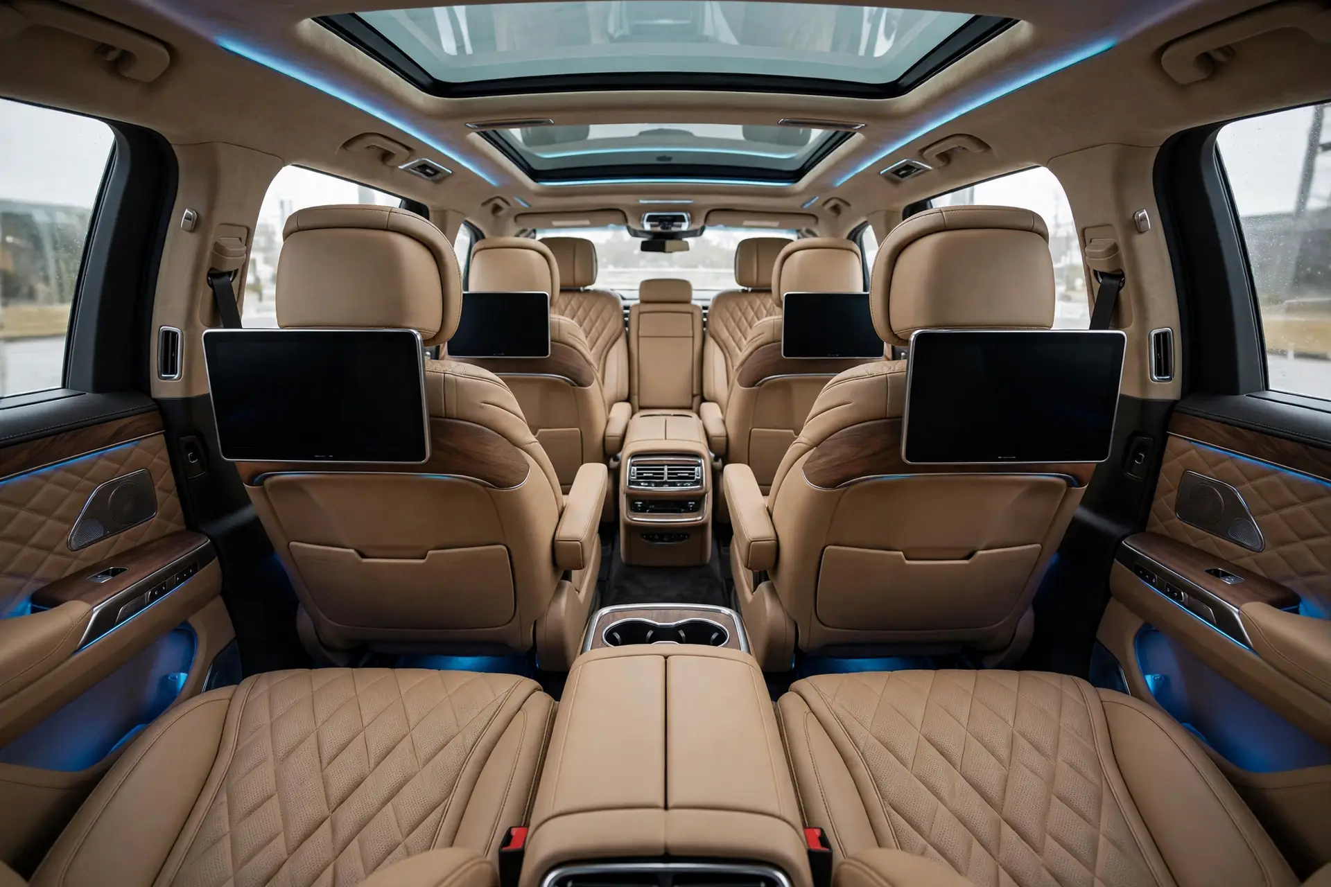 Interior del Tank 700 LWB