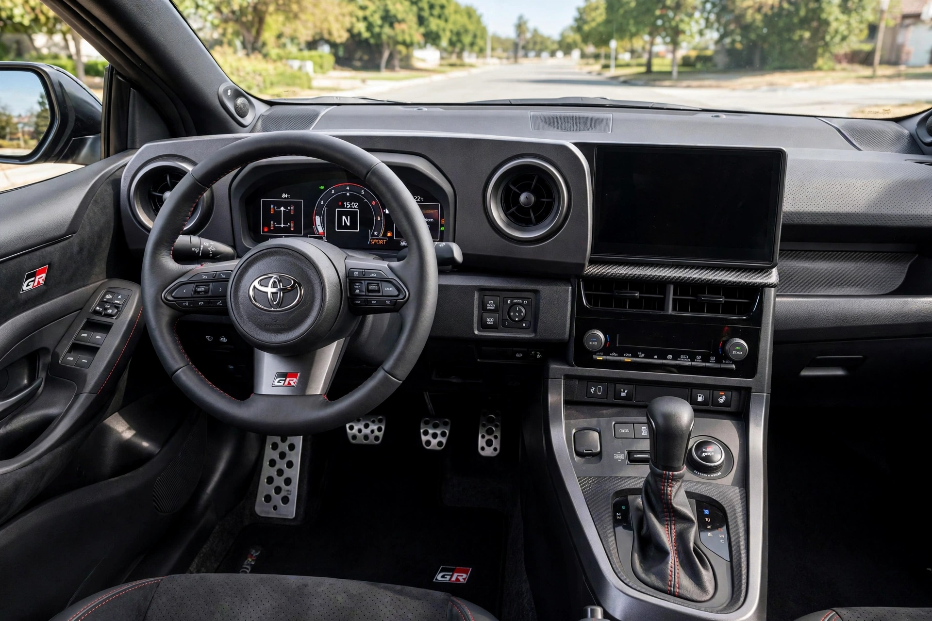 Interior del Toyota GR Yaris 2025
