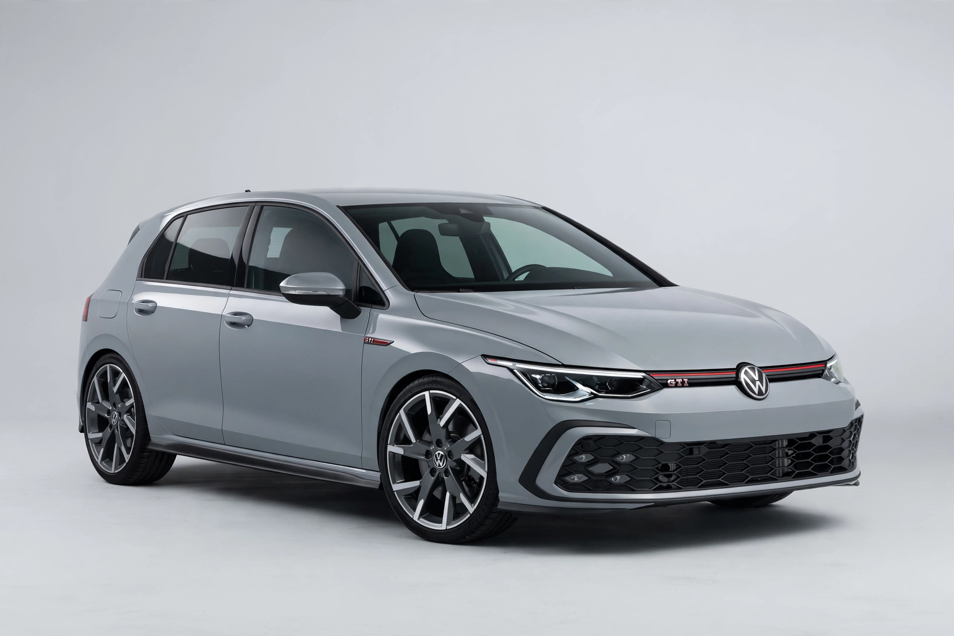 Volkswagen Golf GTI, vista tres cuartos delantera