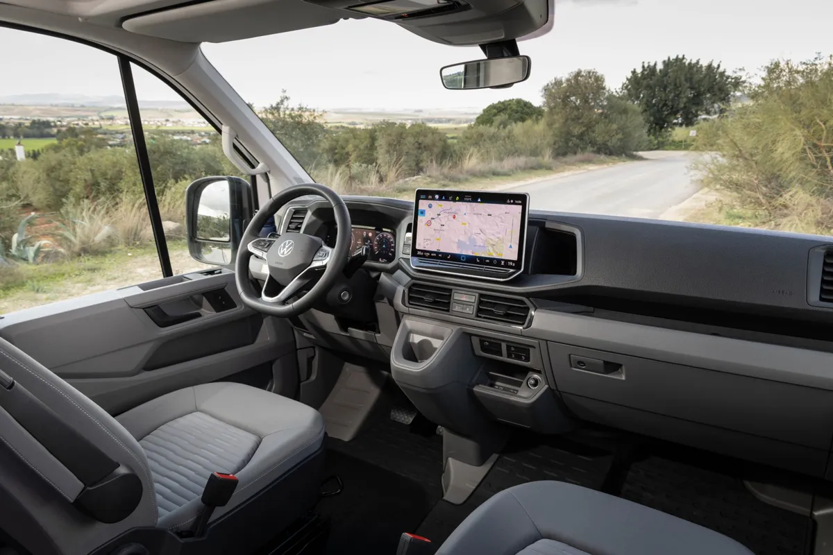 Cabina del conductor del Grand California con Digital Cockpit