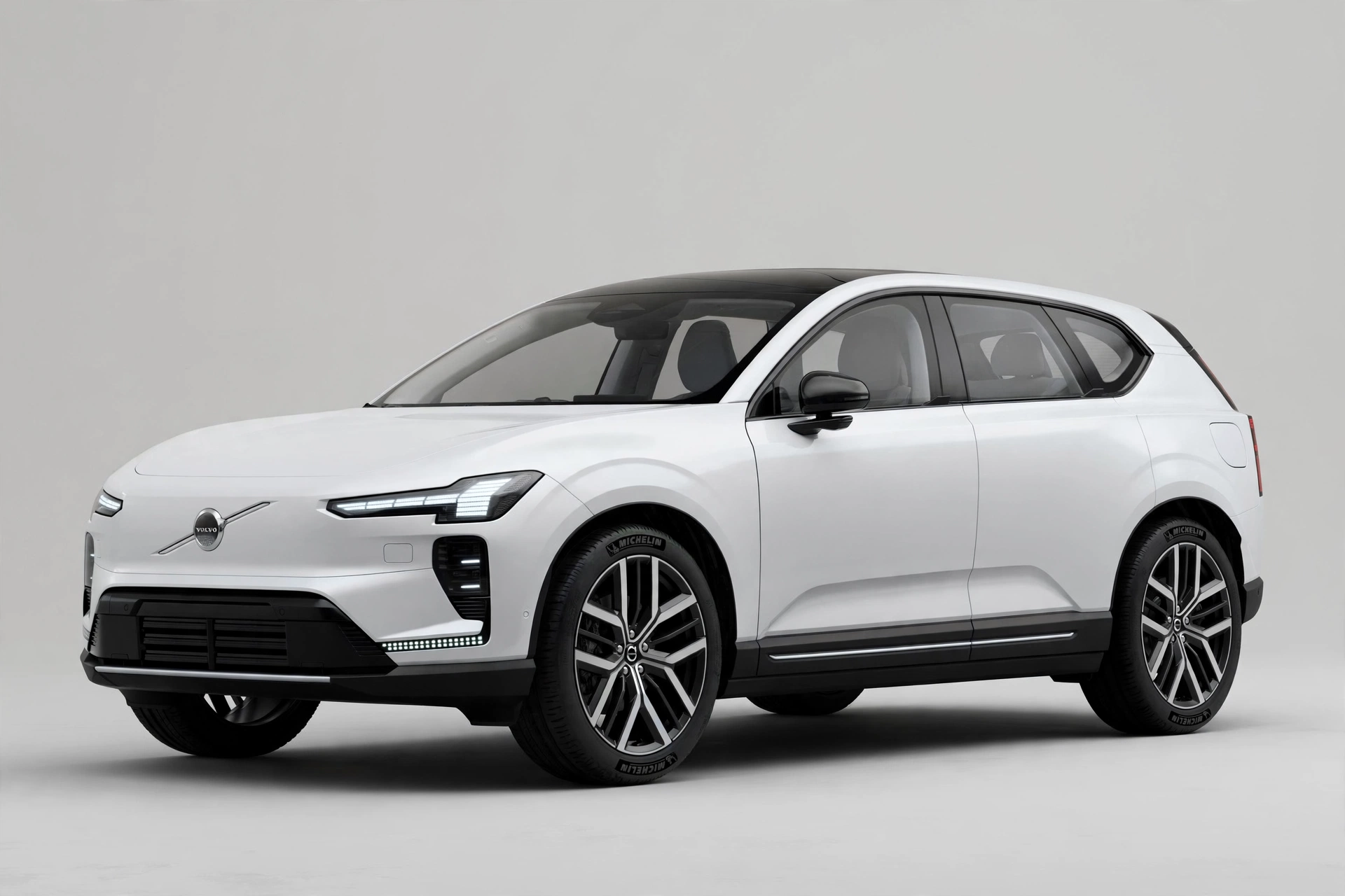 Volvo EX60, tres cuartos delantero