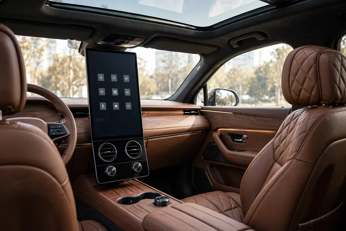 Interior oficial del Volvo XC60 B6