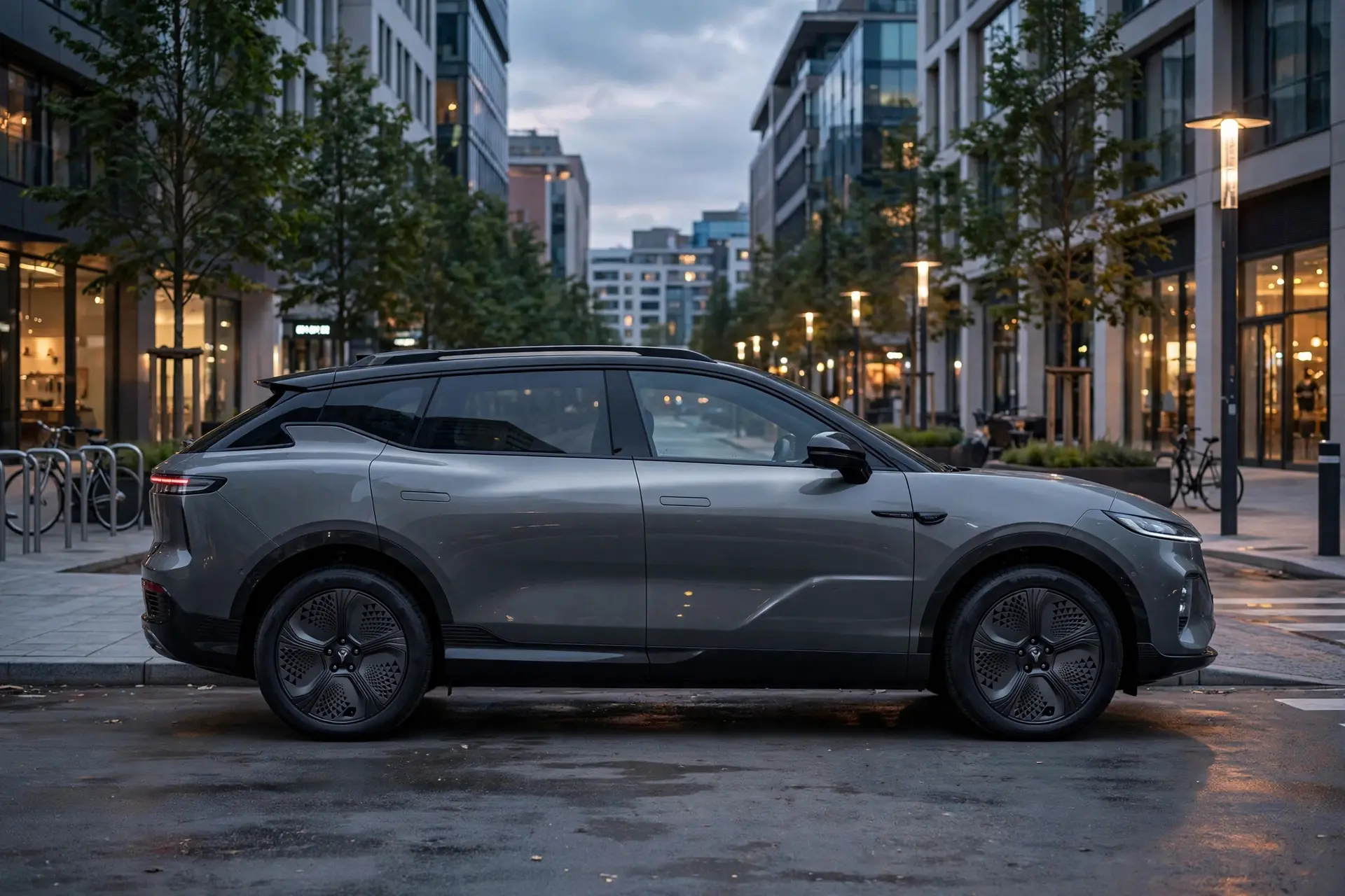 Voyah Courage AWD, vista lateral al atardecer